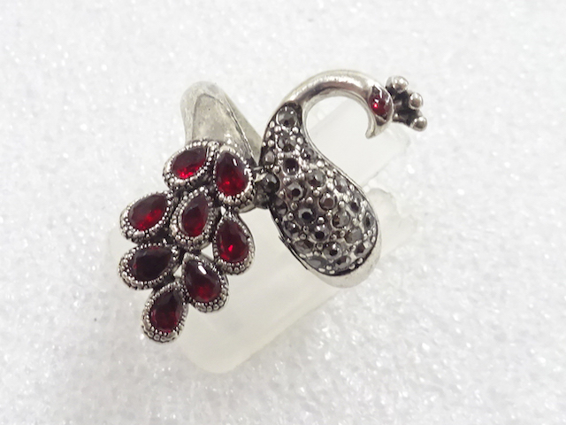 JAPANESE KIMONO / ANTIQUE COLORED STONE RING (SIZE 10.5)